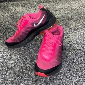 Nike womens shoes